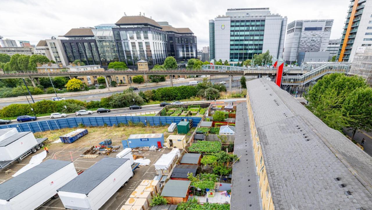 Two Bed Apartment Near Canary Wharf Londres Exterior foto